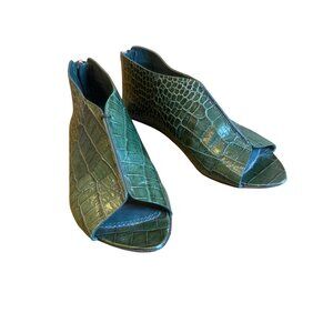 Jenni Kayne Size 7 Leather Embossed Animal Print Flats Zip Forest Green Boho‎